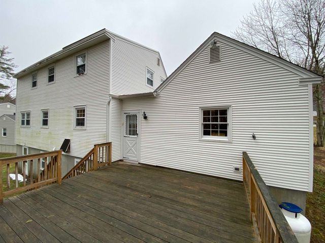 21 Harvest Drive, Hooksett, NH 03106