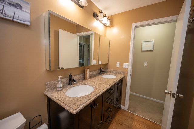 934 Palomino Drive, Villa Hills, KY 41017