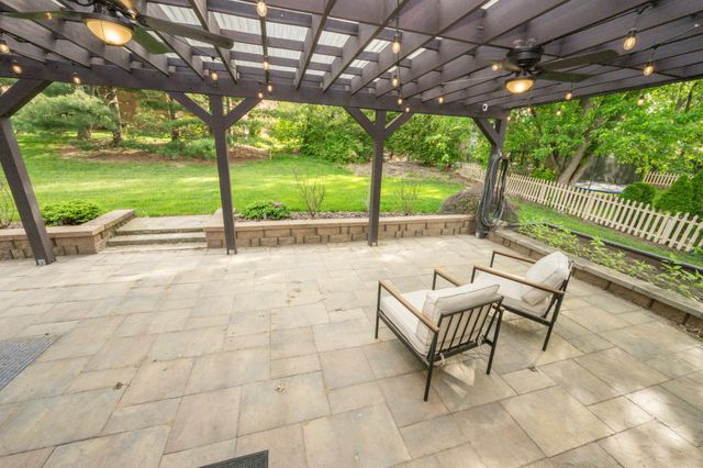 934 Palomino Drive, Villa Hills, KY 41017
