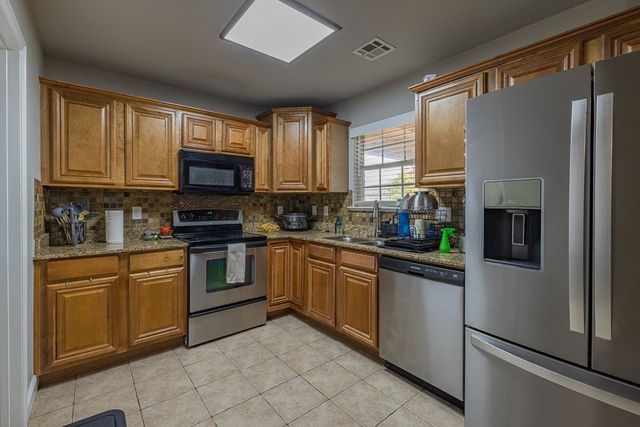 570 Bonanza Street, Centerton, AR 72719