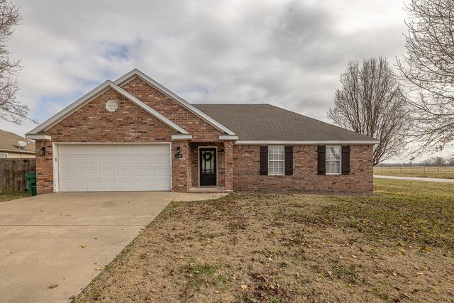 570 Bonanza Street, Centerton, AR 72719