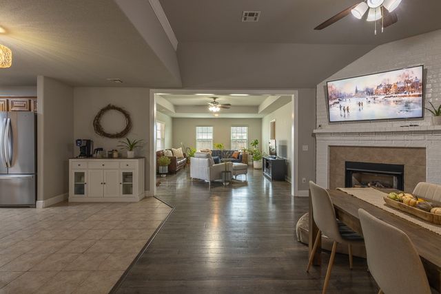 570 Bonanza Street, Centerton, AR 72719