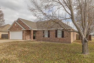 570 Bonanza Street, Centerton, AR 72719