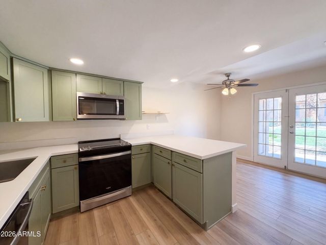 3511 E BASELINE Road 1125, Phoenix, AZ 85042
