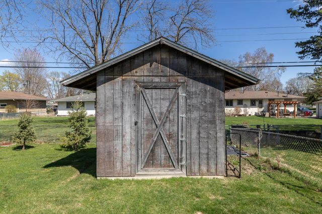 10037 Girard Avenue S, Bloomington, MN 55431