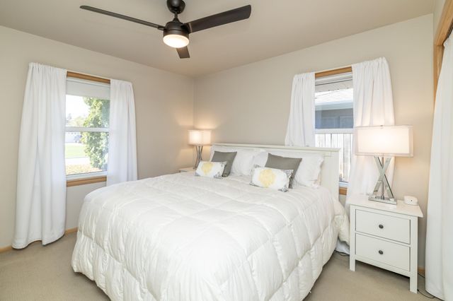 10037 Girard Avenue S, Bloomington, MN 55431