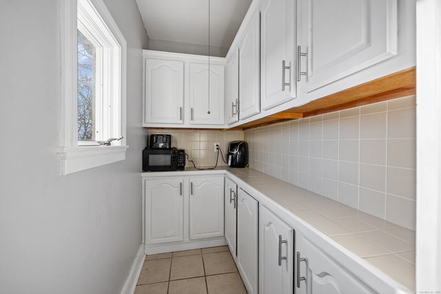 1045 Cooke Street, Waterbury, CT 06704