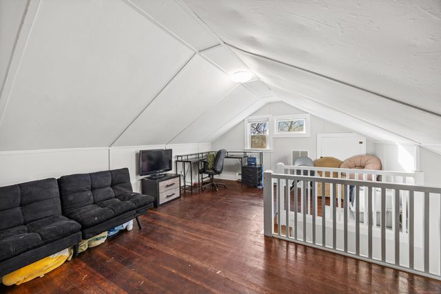 1045 Cooke Street, Waterbury, CT 06704