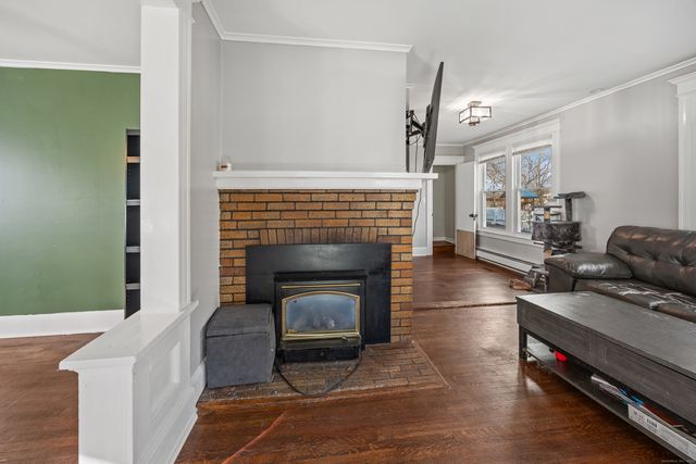 1045 Cooke Street, Waterbury, CT 06704