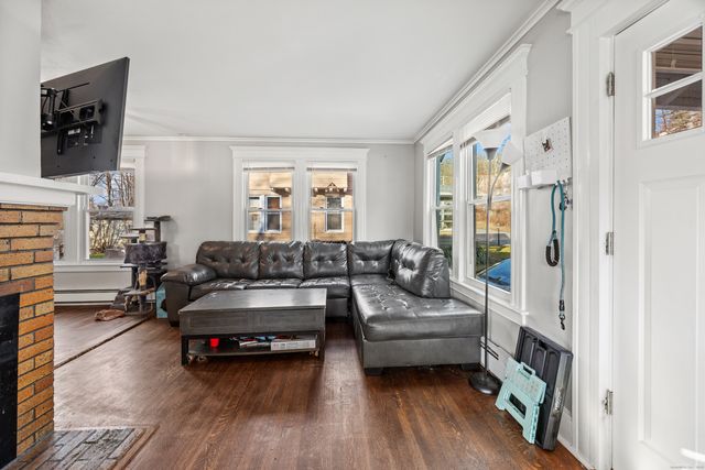 1045 Cooke Street, Waterbury, CT 06704