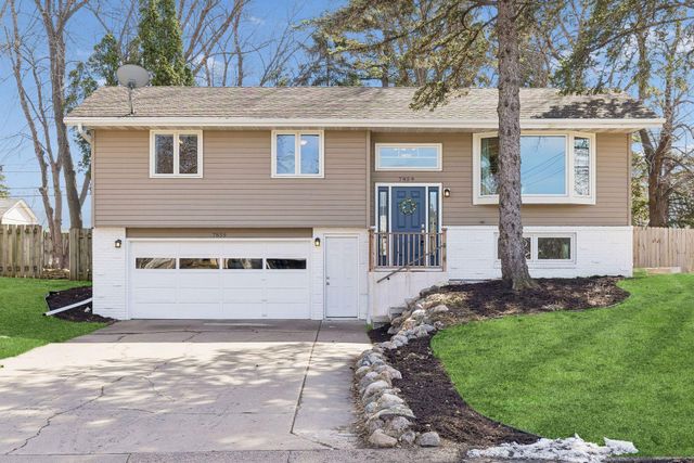 7859 48th Avenue N, New Hope, MN 55428