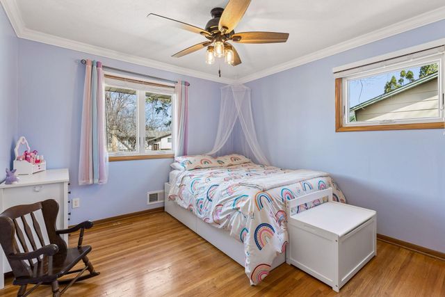 7859 48th Avenue N, New Hope, MN 55428