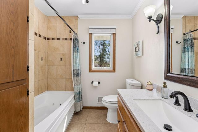 7859 48th Avenue N, New Hope, MN 55428