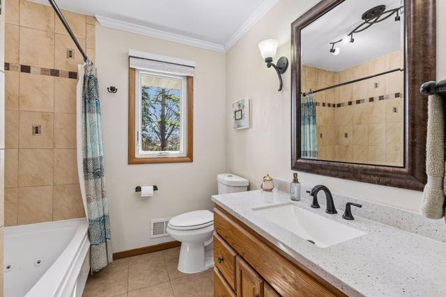 7859 48th Avenue N, New Hope, MN 55428