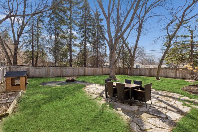 7859 48th Avenue N, New Hope, MN 55428