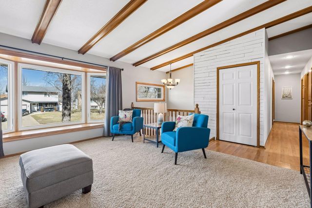 7859 48th Avenue N, New Hope, MN 55428