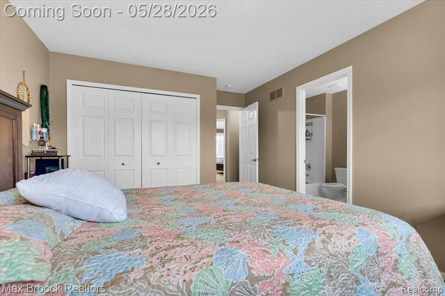 47071 Northumberland Street, Novi, MI 48374