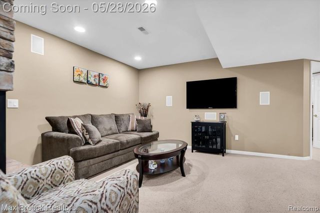 47071 Northumberland Street, Novi, MI 48374