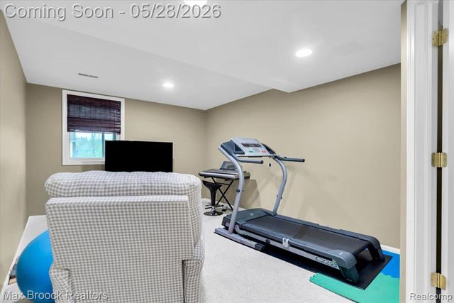 47071 Northumberland Street, Novi, MI 48374