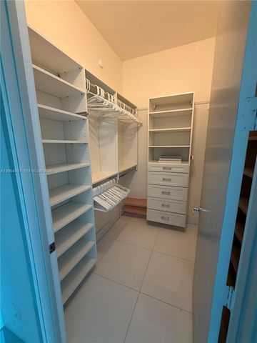 150 Sunny Isles Blvd 1-TH403, Sunny Isles Beach, FL 33160