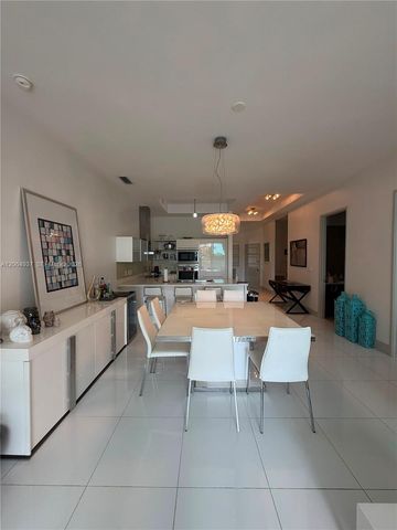 150 Sunny Isles Blvd 1-TH403, Sunny Isles Beach, FL 33160
