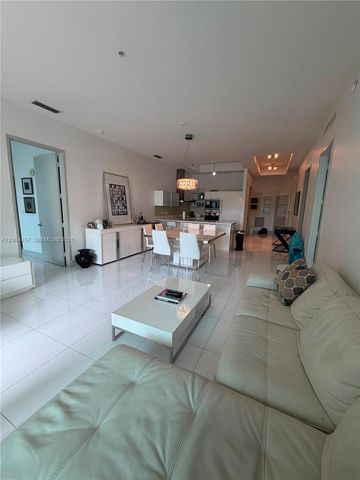 150 Sunny Isles Blvd 1-TH403, Sunny Isles Beach, FL 33160