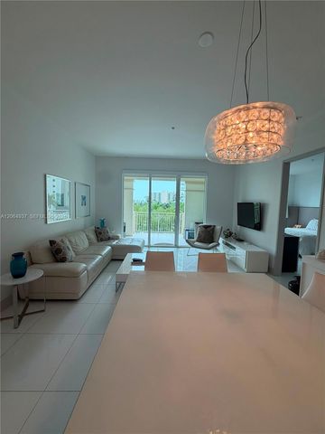 150 Sunny Isles Blvd 1-TH403, Sunny Isles Beach, FL 33160