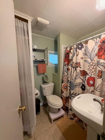608 Oakwood Street, Owosso, MI 48867