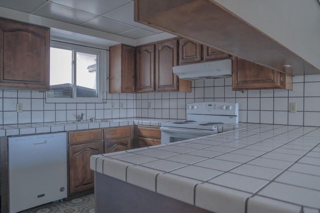 336 High Street, Monterey, CA 93940