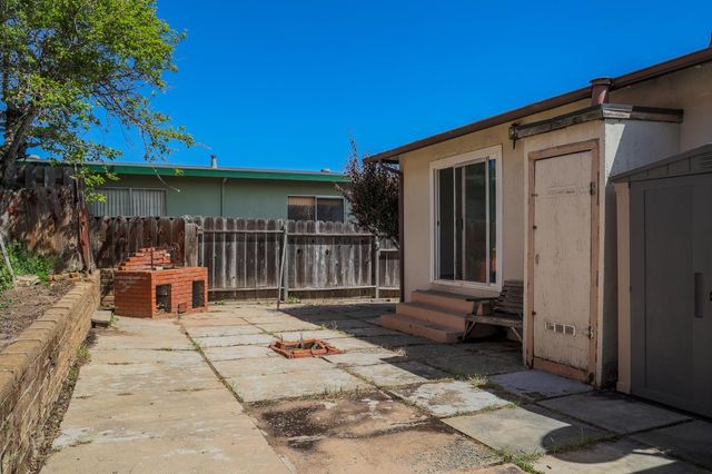 336 High Street, Monterey, CA 93940