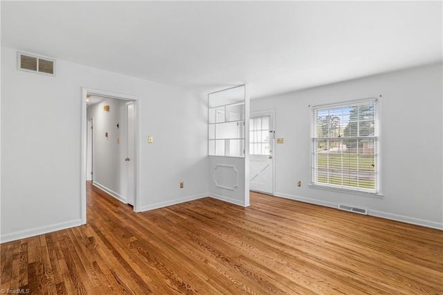 4017 Wexford Drive, Greensboro, NC 27406