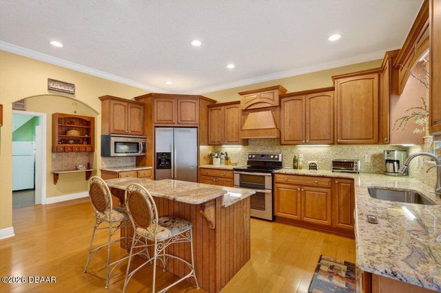 341 Glen Club Drive, Debary, FL 32713