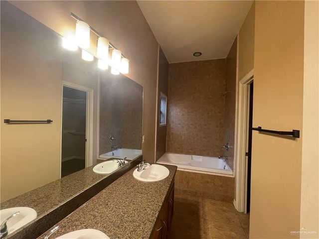 2715 Mimosa Drive 12, Mission, TX 78574