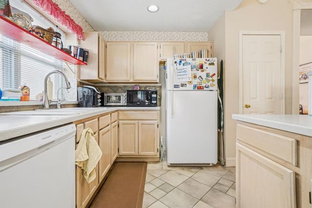 18079 Holly Forest Drive, Houston, TX 77084