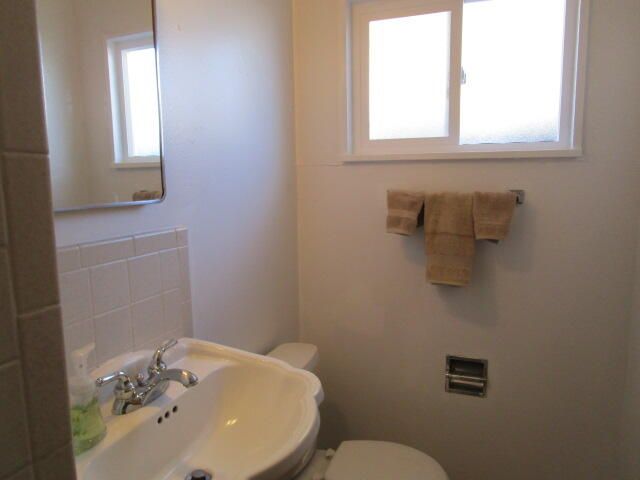 1009 Dakota Street NE, Albuquerque, NM 87110