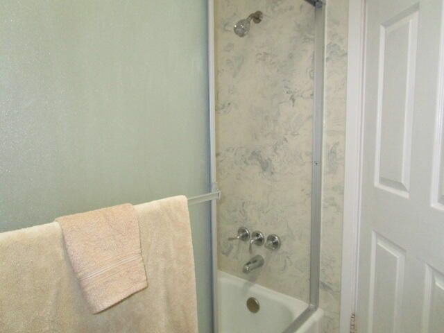 1009 Dakota Street NE, Albuquerque, NM 87110