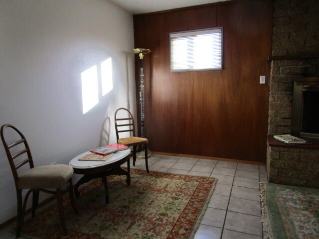 1009 Dakota Street NE, Albuquerque, NM 87110