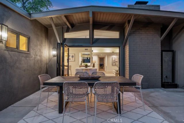 17156 Bullock, Encino, CA 91316
