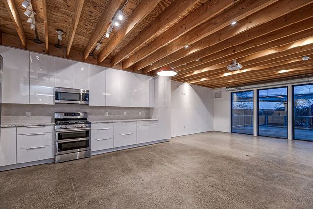 4012 Ewing St, Lawrenceville, PA 15224