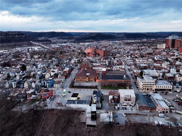 4012 Ewing St, Lawrenceville, PA 15224