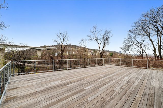 4012 Ewing St, Lawrenceville, PA 15224