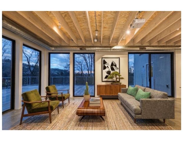 4012 Ewing St, Lawrenceville, PA 15224