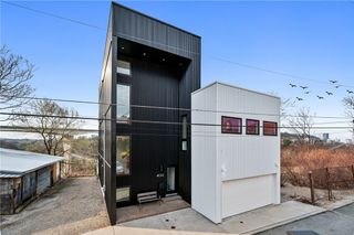 4012 Ewing St, Lawrenceville, PA 15224