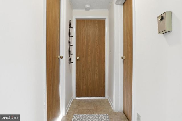 22 SPRUCE LN, New Oxford, PA 17350