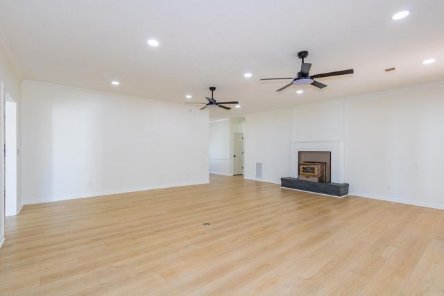 8700 OLD WARREN Road, Pine Bluff, AR 71603