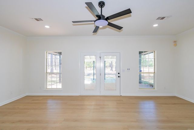 8700 OLD WARREN Road, Pine Bluff, AR 71603