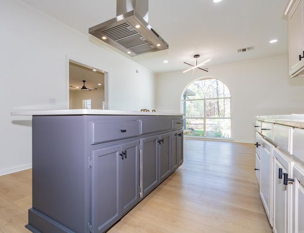 8700 OLD WARREN Road, Pine Bluff, AR 71603