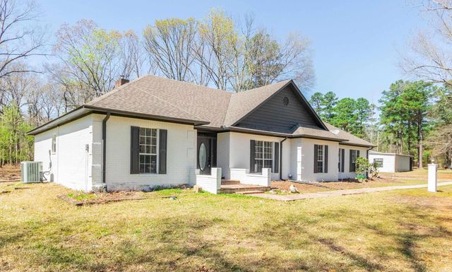 8700 OLD WARREN Road, Pine Bluff, AR 71603