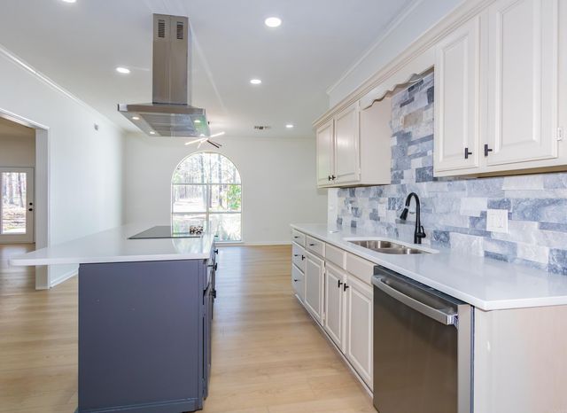 8700 OLD WARREN Road, Pine Bluff, AR 71603