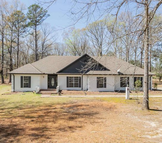 8700 OLD WARREN Road, Pine Bluff, AR 71603